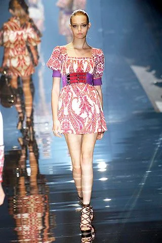 Look 17